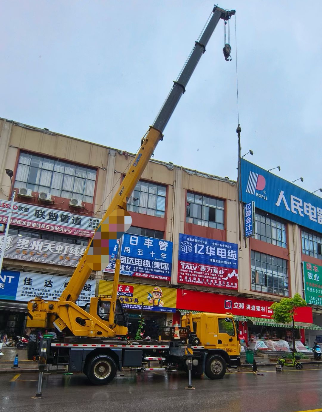 阿坝县吊车吊机租赁桥梁吊装